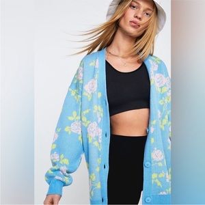 Urban Outfitters Groundbreaking Floral Cardigan size Small